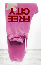 Load image into Gallery viewer, FREECITY large sweatpant - pink lips cherry