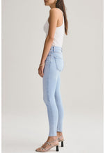 Load image into Gallery viewer, AGOLDE Sophie Ankle Jean