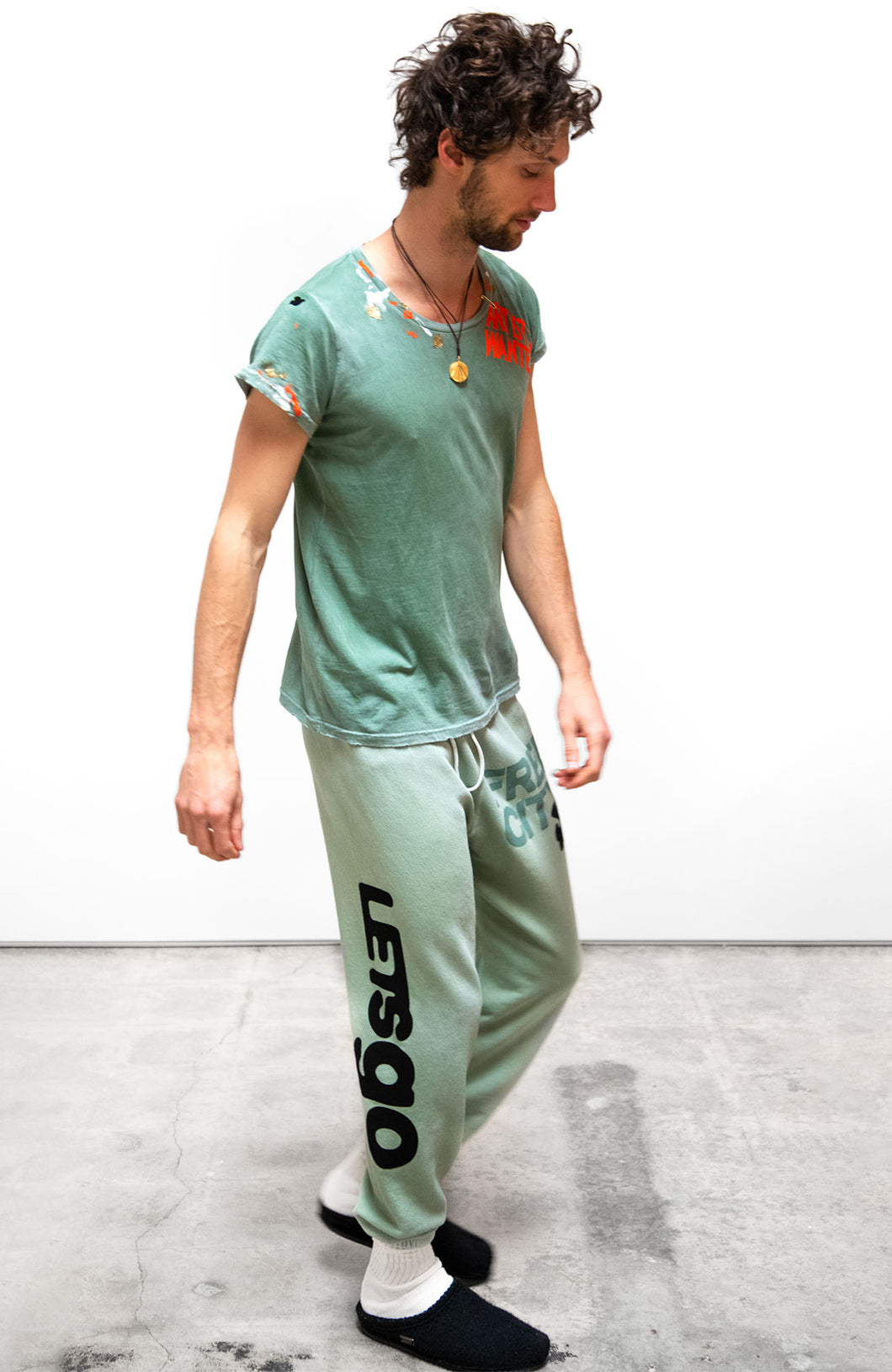 FREECITYLETSGO OG SUPERVINTAGE UNISEX sweatpant - surplusgreens/glass