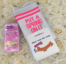 Load image into Gallery viewer, SINGER22 Exclusive Healing Heels Put A Spring On It Pilates Socks White/Neon Pink