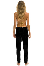 Load image into Gallery viewer, AVIATOR NATION HEART STITCH JOGGER SWEATPANTS - BLACK