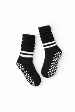 Load image into Gallery viewer, SINGER22 Exclusive Healing Heels Blackout Slouch Grip Socks