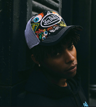 Load image into Gallery viewer, VON DUTCH CLASSIC JAX PSYCHO BLACK ALL-OVER-PRINT-TRUCKER