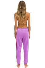 Load image into Gallery viewer, AVIATOR NATION 5 STRIPE WOMEN&#39;S SWEATPANTS - NEON PURPLE // PINK