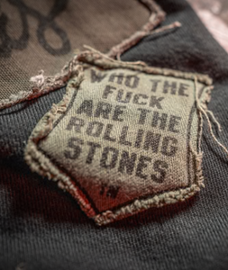 MADEWORN ROLLING STONES ZIP HOODIE IN COAL