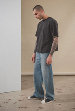 Load image into Gallery viewer, ELWOOD CLOTHING UNISEX OVERSIZED CROP CORE TEE IN VINTAGE BLACK