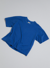 Load image into Gallery viewer, ELWOOD CLOTHING UNISEX OVERSIZED CROP CORE TEE IN VINTAGE COBALT