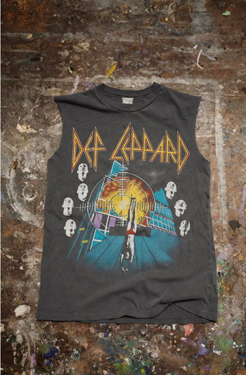 MADEWORN DEF LEPPARD ROCK BRIGADE CUT OFF SLEEVES T SHIRT