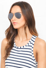 Load image into Gallery viewer, Ray-Ban RB3025 Aviator Large Metal 58mm Sunglasses in Silver Mirror