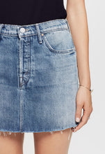 Load image into Gallery viewer, MOTHER The Vagabond Mini Fray Skirt