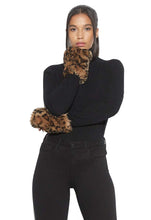 Load image into Gallery viewer, Apparis Ariel Fingerless Gloves