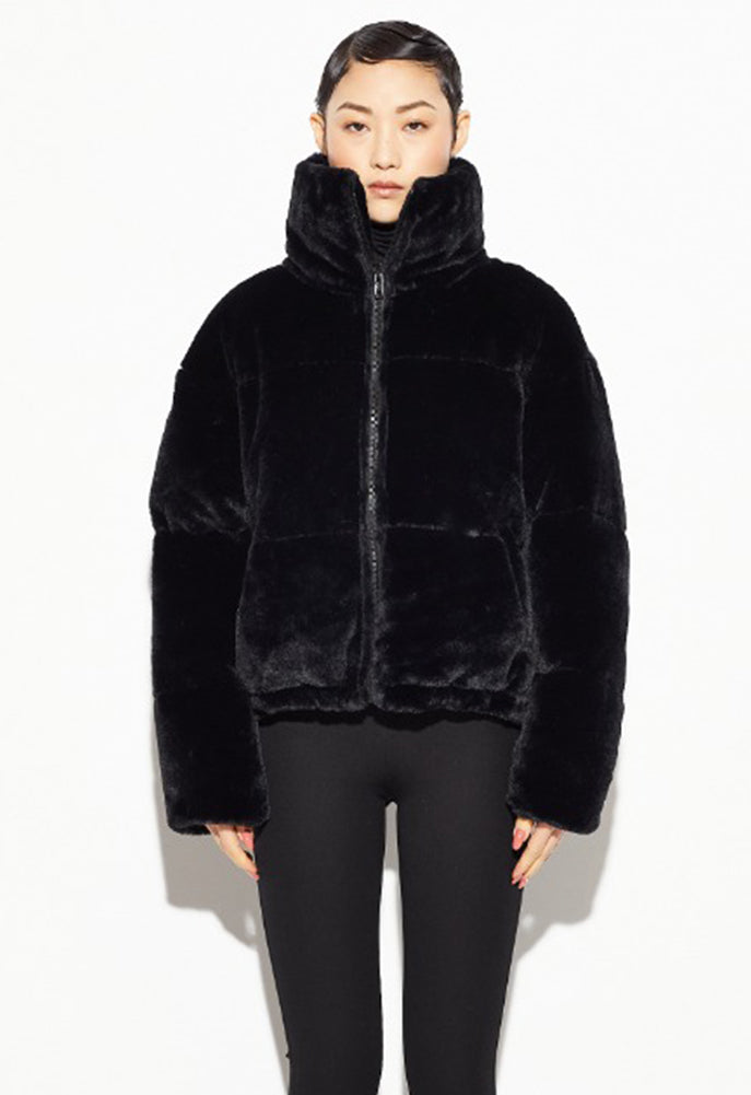 Apparis Billie Velvet Puffer Coat In Noir