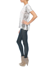 Load image into Gallery viewer, Monrow Oversized V Neck Tee