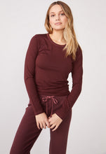 Load image into Gallery viewer, Monrow Long Sleeve Crew Tee