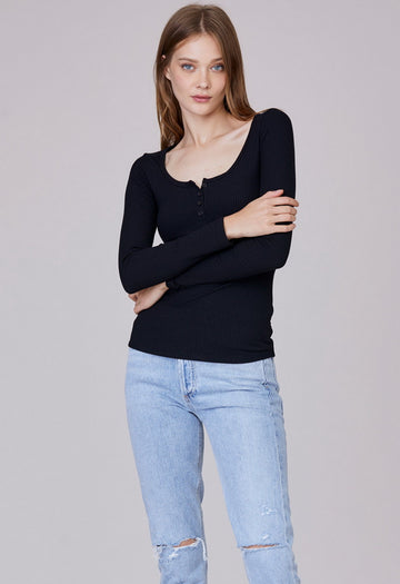 LnA Chriselle Rib Henley