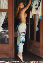 Load image into Gallery viewer, Electric &amp; Rose Wave Vendimia Jogger