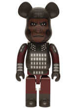 Load image into Gallery viewer, BE@RBRICK Planet Of The Apes General Ursus 1000%