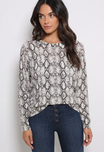 Load image into Gallery viewer, Minnie Rose Cotton Snake Printed Long Sleeve Crew Sweater