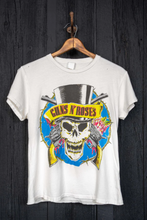 Load image into Gallery viewer, MADEWORN GUNS N&#39; ROSES &#39;92 US TOUR DESTROYED UNISEX TEE