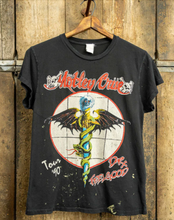 Load image into Gallery viewer, MADEWORN MÖTLEY CRÜE IS BACK &#39;90 DR. FEELGOOD