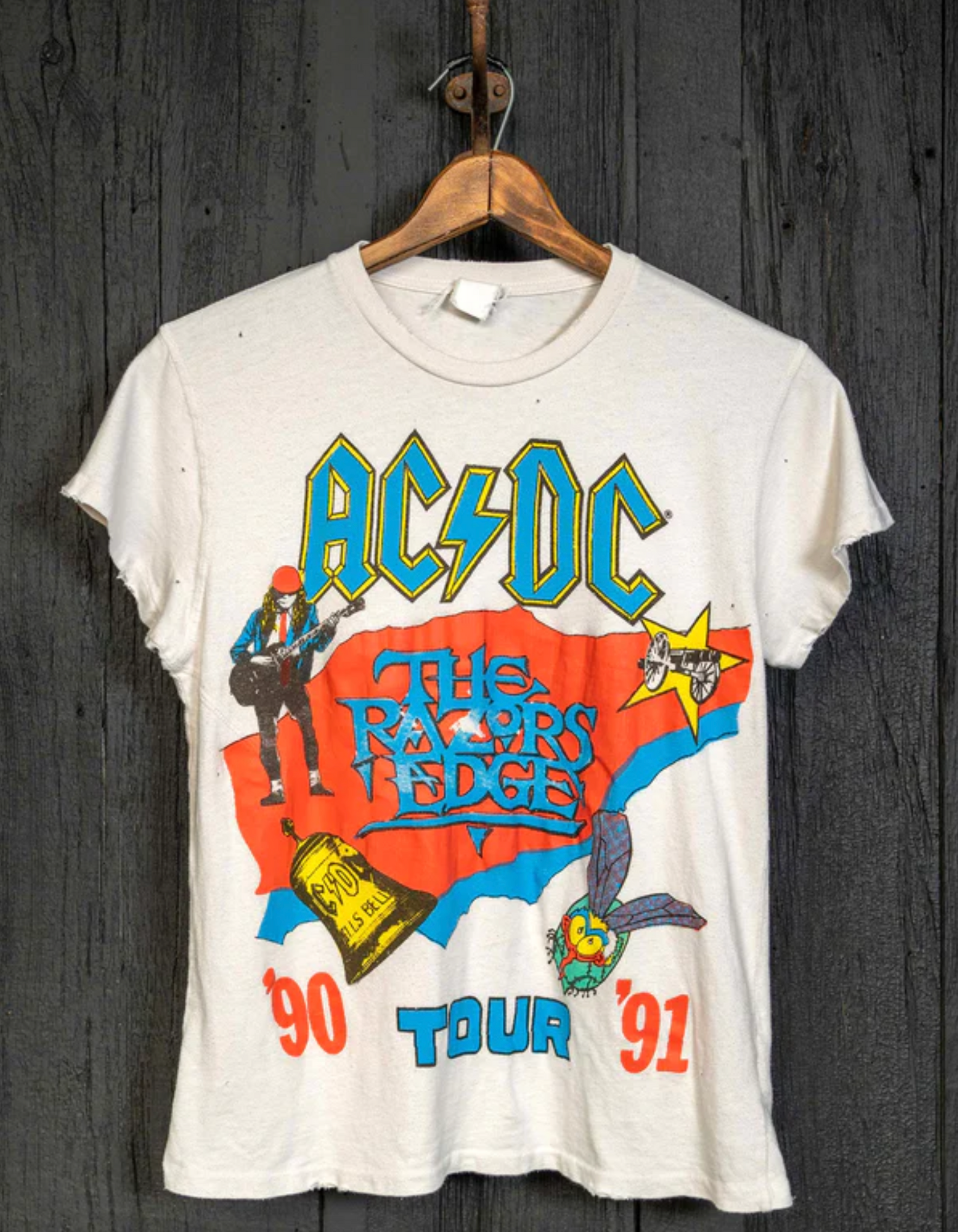 MADEWORN AC/DC THE RAZORS EDGE UNISEX TEE – SINGER22 MADEWORN AC/DC THE RAZORS EDGE UNISEX TEE – SINGER22